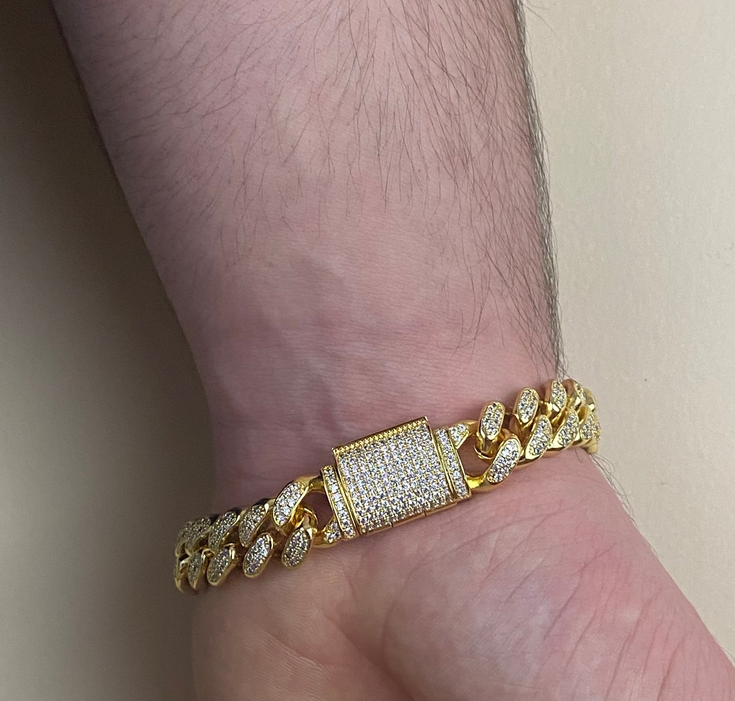 14k Yellow Gold Cuban Link Bracelet
